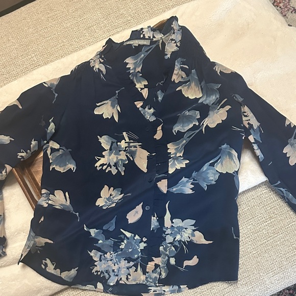 Daniel Rainn Blue Floral Blouse - Picture 1 of 1